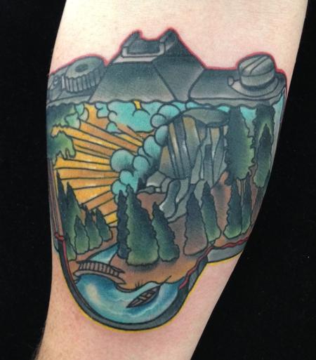 Gary Dunn - Traditional color camera with mountain scene inside tattoo. Gary Dunn Art Junkies Tattoo